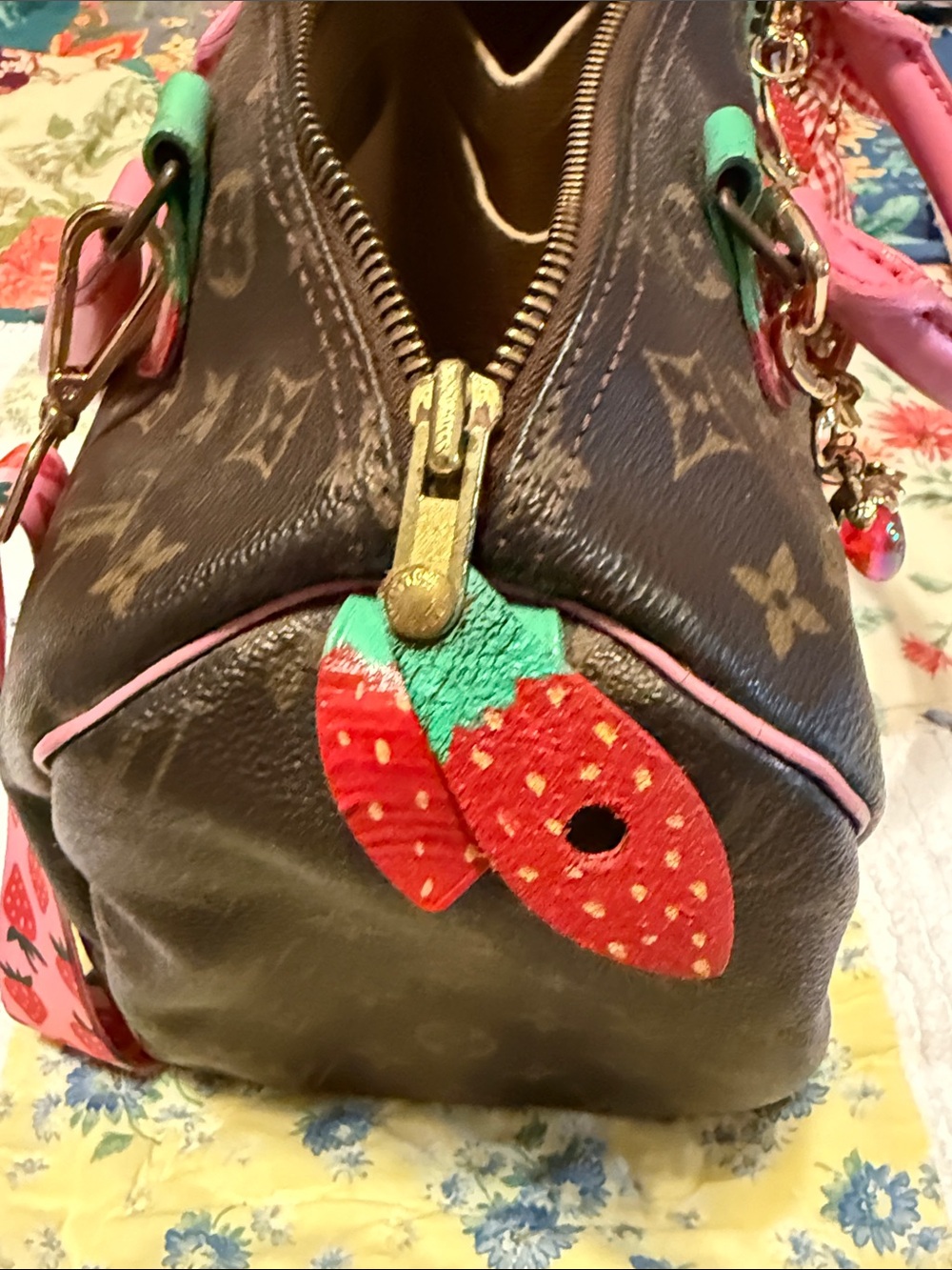 FAUX Louis Vuitton Brown Monogram Satchel with Pink Handles & Strawberry Strap - Picture 8 of 9